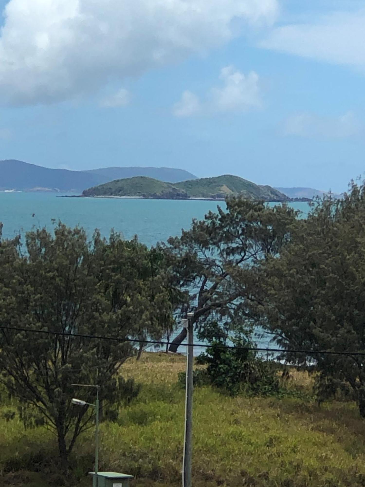 Rocky Retreat At Emu Park Villa Exterior photo